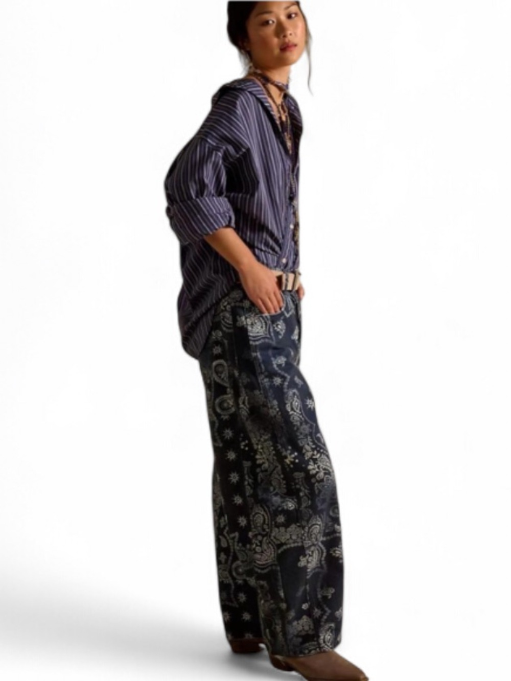 Free People Good Luck Barrel Jeans Bandana Print 26 NWOT Rare Sold Out - Picture 4 of 7
